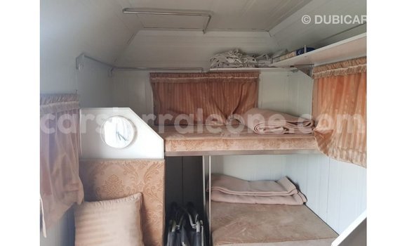 Buy Import Kia Carens White Car in Import - Dubai in Kailahun Buy Import Kia Carens White Car in Import - Dubai in Kailahun