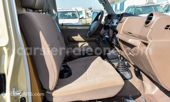 Buy Import Toyota Land Cruiser Beige Car in Import - Dubai in Kailahun Buy Import Toyota Land Cruiser Beige Car in Import - Dubai in Kailahun