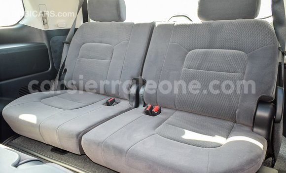 Buy Import Toyota Land Cruiser White Car in Import - Dubai in Kailahun Buy Import Toyota Land Cruiser White Car in Import - Dubai in Kailahun