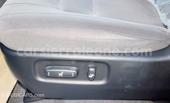 Buy Import Toyota Land Cruiser White Car in Import - Dubai in Kailahun Buy Import Toyota Land Cruiser White Car in Import - Dubai in Kailahun