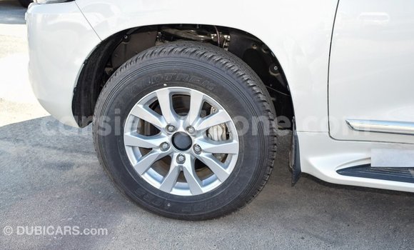 Buy Import Toyota Land Cruiser White Car in Import - Dubai in Kailahun Buy Import Toyota Land Cruiser White Car in Import - Dubai in Kailahun