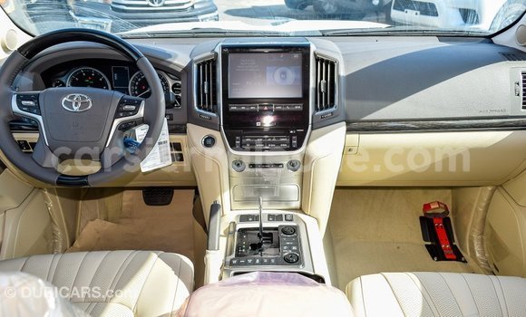 Buy Import Toyota Land Cruiser Black Car in Import - Dubai in Kailahun Buy Import Toyota Land Cruiser Black Car in Import - Dubai in Kailahun