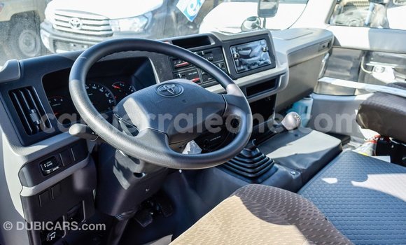 Buy Import Toyota Coaster White Car in Import - Dubai in Kailahun Buy Import Toyota Coaster White Car in Import - Dubai in Kailahun