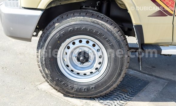 Buy Import Toyota Land Cruiser Beige Car in Import - Dubai in Kailahun Buy Import Toyota Land Cruiser Beige Car in Import - Dubai in Kailahun