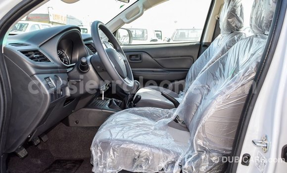 Buy Import Mitsubishi L200 White Car in Import - Dubai in Kailahun Buy Import Mitsubishi L200 White Car in Import - Dubai in Kailahun
