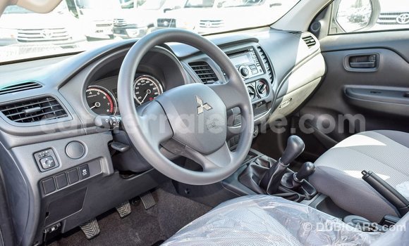 Buy Import Mitsubishi L200 White Car in Import - Dubai in Kailahun Buy Import Mitsubishi L200 White Car in Import - Dubai in Kailahun