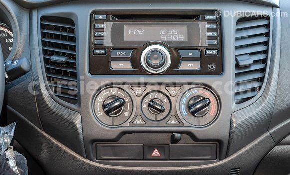 Buy Import Mitsubishi L200 White Car in Import - Dubai in Kailahun Buy Import Mitsubishi L200 White Car in Import - Dubai in Kailahun