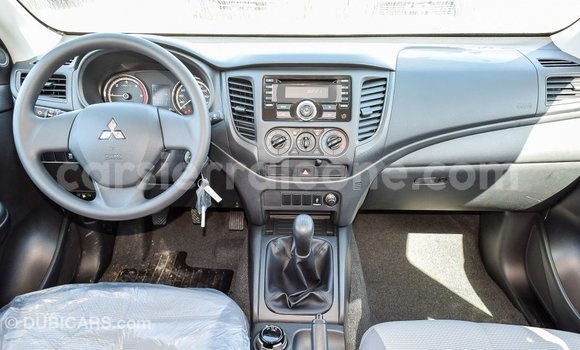 Buy Import Mitsubishi L200 White Car in Import - Dubai in Kailahun Buy Import Mitsubishi L200 White Car in Import - Dubai in Kailahun