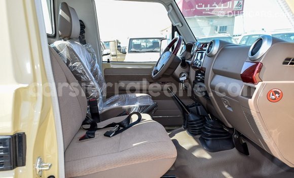 Buy Import Toyota Land Cruiser Beige Car in Import - Dubai in Kailahun Buy Import Toyota Land Cruiser Beige Car in Import - Dubai in Kailahun