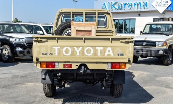 Buy Import Toyota Land Cruiser Beige Car in Import - Dubai in Kailahun Buy Import Toyota Land Cruiser Beige Car in Import - Dubai in Kailahun