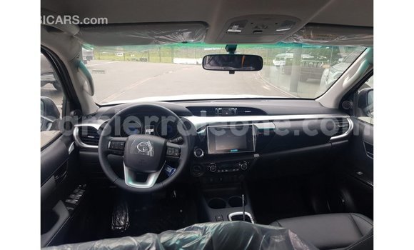 Buy Import Toyota Hilux Other Car in Import - Dubai in Kailahun Buy Import Toyota Hilux Other Car in Import - Dubai in Kailahun