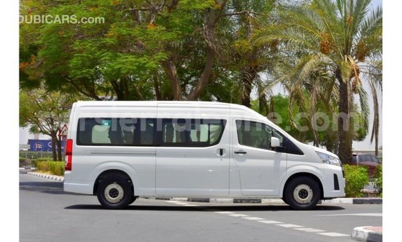 Buy Import Toyota Hiace White Car in Import - Dubai in Kailahun Buy Import Toyota Hiace White Car in Import - Dubai in Kailahun