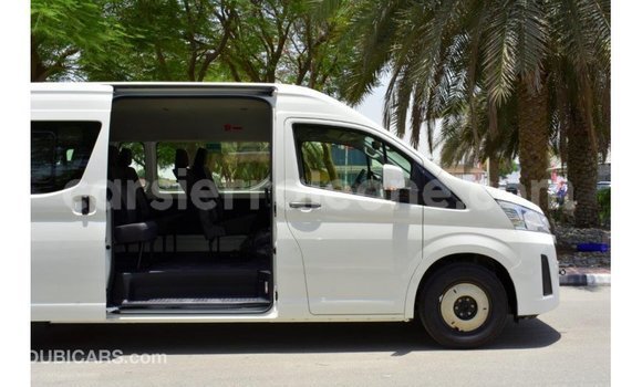 Buy Import Toyota Hiace White Car in Import - Dubai in Kailahun Buy Import Toyota Hiace White Car in Import - Dubai in Kailahun