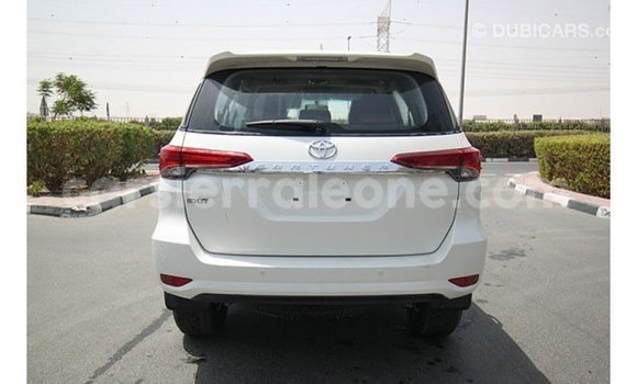 Buy Import Toyota Fortuner White Car in Import - Dubai in Kailahun Buy Import Toyota Fortuner White Car in Import - Dubai in Kailahun