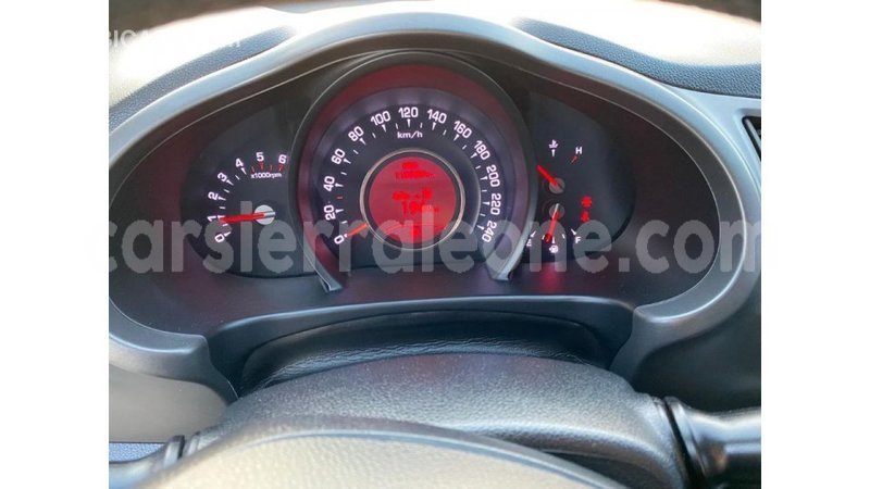 Big with watermark kia sportage kailahun import dubai 5299