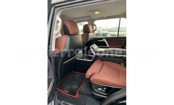 Buy Import Toyota Land Cruiser Black Car in Import - Dubai in Kailahun Buy Import Toyota Land Cruiser Black Car in Import - Dubai in Kailahun