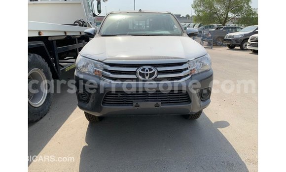 Buy Import Toyota Hilux Other Car in Import - Dubai in Kailahun Buy Import Toyota Hilux Other Car in Import - Dubai in Kailahun