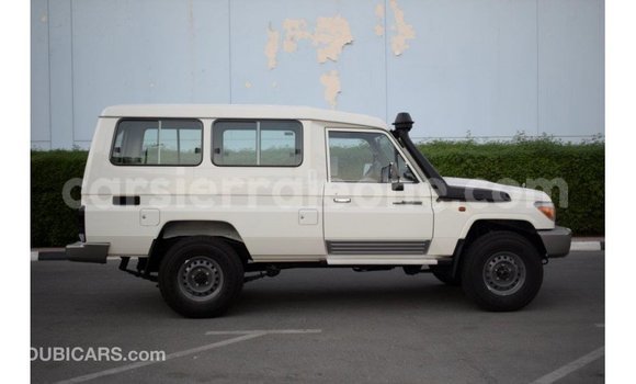 Buy Import Toyota Land Cruiser White Car in Import - Dubai in Kailahun Buy Import Toyota Land Cruiser White Car in Import - Dubai in Kailahun