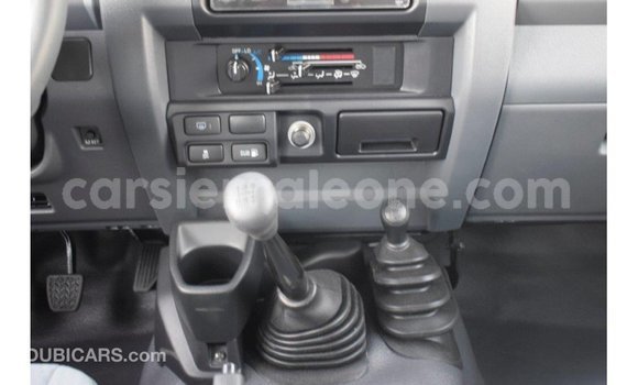 Buy Import Toyota Land Cruiser White Car in Import - Dubai in Kailahun Buy Import Toyota Land Cruiser White Car in Import - Dubai in Kailahun