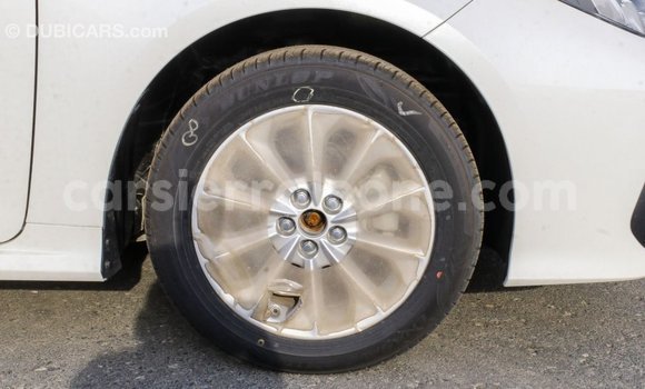 Buy Import Toyota Corolla White Car in Import - Dubai in Kailahun Buy Import Toyota Corolla White Car in Import - Dubai in Kailahun
