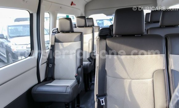 Buy Import Toyota Hiace White Car in Import - Dubai in Kailahun Buy Import Toyota Hiace White Car in Import - Dubai in Kailahun