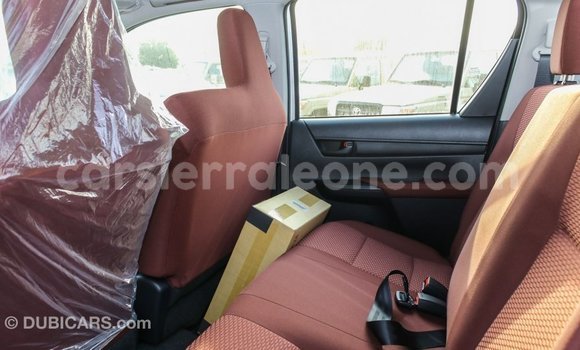 Buy Import Toyota Hilux White Car in Import - Dubai in Kailahun Buy Import Toyota Hilux White Car in Import - Dubai in Kailahun