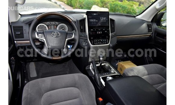 Buy Import Toyota Land Cruiser Black Car in Import - Dubai in Kailahun Buy Import Toyota Land Cruiser Black Car in Import - Dubai in Kailahun