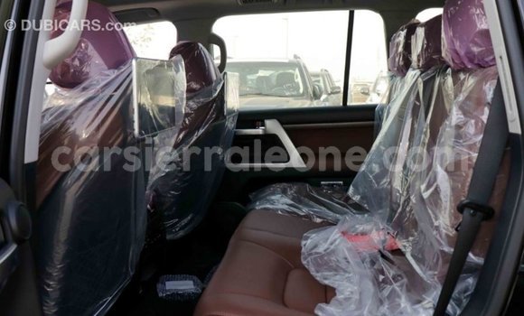 Buy Import Toyota Land Cruiser Black Car in Import - Dubai in Kailahun Buy Import Toyota Land Cruiser Black Car in Import - Dubai in Kailahun