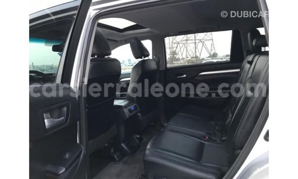 Buy Import Toyota Highlander Other Car in Import - Dubai in Kailahun Buy Import Toyota Highlander Other Car in Import - Dubai in Kailahun