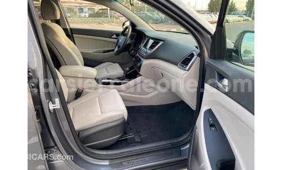 Buy Import Hyundai Tucson White Car in Import - Dubai in Kailahun Buy Import Hyundai Tucson White Car in Import - Dubai in Kailahun