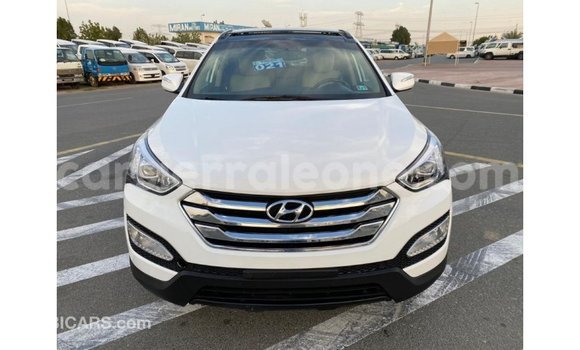 Buy Import Hyundai Santa Fe White Car in Import - Dubai in Kailahun Buy Import Hyundai Santa Fe White Car in Import - Dubai in Kailahun