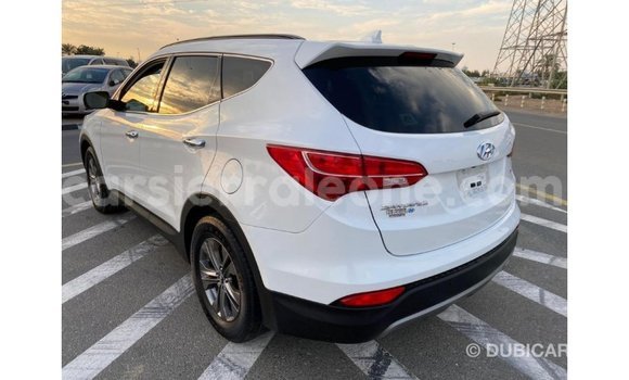 Buy Import Hyundai Santa Fe White Car in Import - Dubai in Kailahun Buy Import Hyundai Santa Fe White Car in Import - Dubai in Kailahun