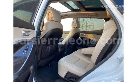 Buy Import Hyundai Santa Fe White Car in Import - Dubai in Kailahun Buy Import Hyundai Santa Fe White Car in Import - Dubai in Kailahun