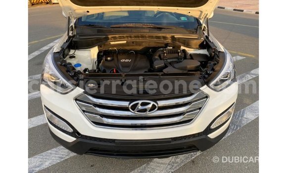 Buy Import Hyundai Santa Fe White Car in Import - Dubai in Kailahun Buy Import Hyundai Santa Fe White Car in Import - Dubai in Kailahun