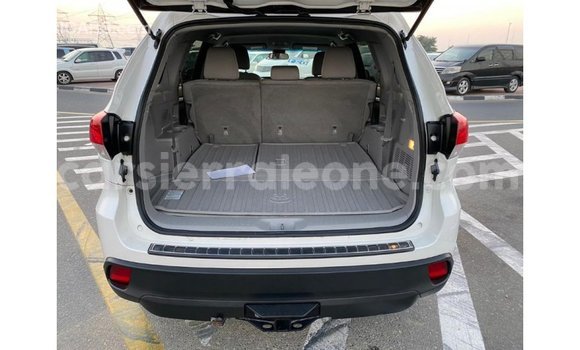 Buy Import Toyota Highlander White Car in Import - Dubai in Kailahun Buy Import Toyota Highlander White Car in Import - Dubai in Kailahun