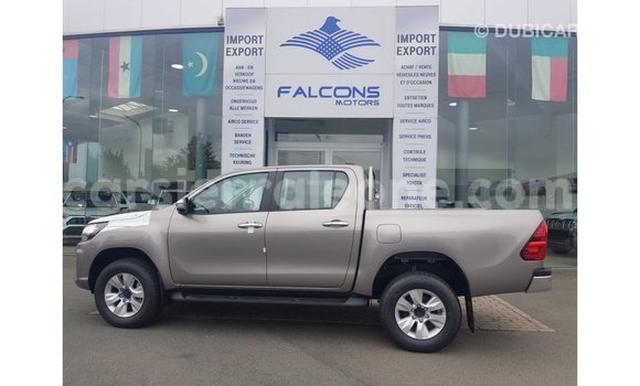 Buy Import Toyota Hilux Other Car in Import - Dubai in Kailahun Buy Import Toyota Hilux Other Car in Import - Dubai in Kailahun