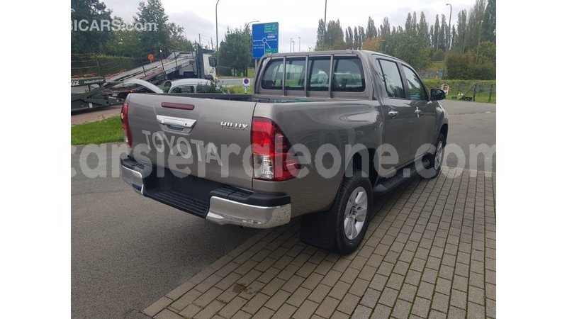 Big with watermark toyota hilux kailahun import dubai 5345