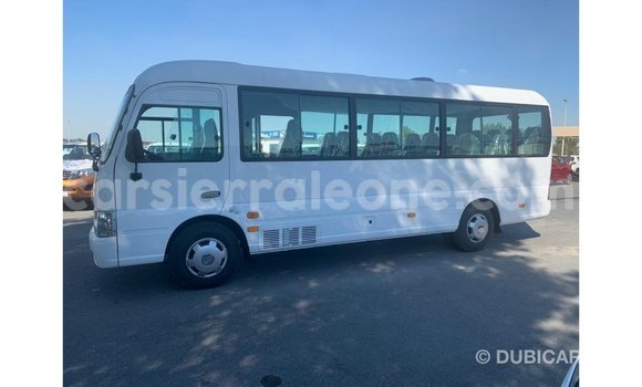 Buy Import Hyundai Accent White Car in Import - Dubai in Kailahun Buy Import Hyundai Accent White Car in Import - Dubai in Kailahun