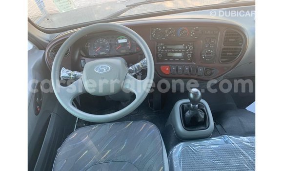 Buy Import Hyundai Accent White Car in Import - Dubai in Kailahun Buy Import Hyundai Accent White Car in Import - Dubai in Kailahun
