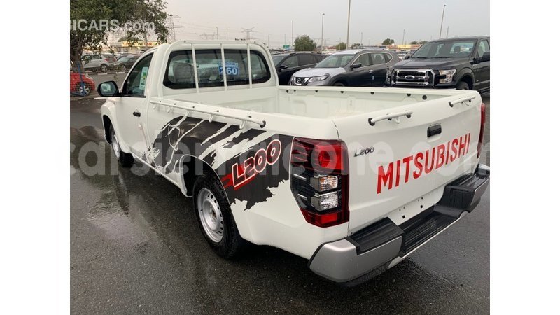 Big with watermark mitsubishi l200 kailahun import dubai 5359