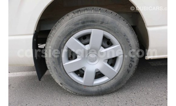 Buy Import Toyota Hiace White Car in Import - Dubai in Kailahun Buy Import Toyota Hiace White Car in Import - Dubai in Kailahun