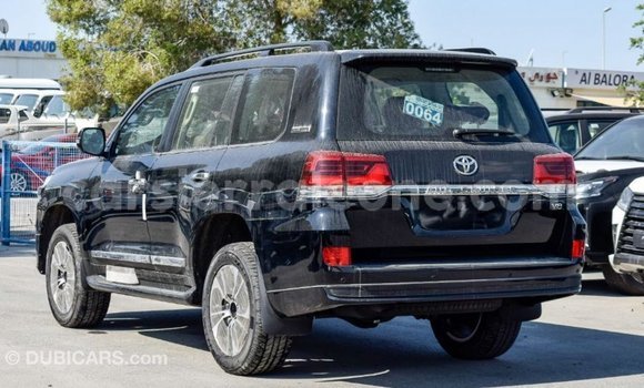Buy Import Toyota Land Cruiser Black Car in Import - Dubai in Kailahun Buy Import Toyota Land Cruiser Black Car in Import - Dubai in Kailahun