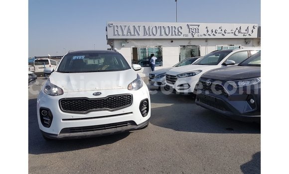 Buy Import Kia Sportage White Car in Import - Dubai in Kailahun Buy Import Kia Sportage White Car in Import - Dubai in Kailahun
