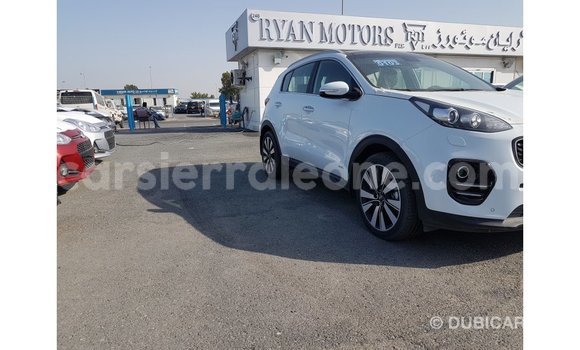 Buy Import Kia Sportage White Car in Import - Dubai in Kailahun Buy Import Kia Sportage White Car in Import - Dubai in Kailahun