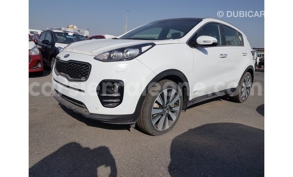 Buy Import Kia Sportage White Car in Import - Dubai in Kailahun Buy Import Kia Sportage White Car in Import - Dubai in Kailahun