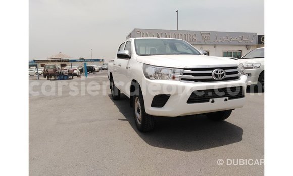 Buy Import Toyota Hilux White Car in Import - Dubai in Kailahun Buy Import Toyota Hilux White Car in Import - Dubai in Kailahun