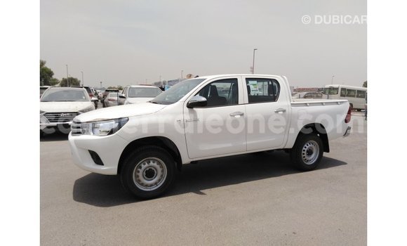 Buy Import Toyota Hilux White Car in Import - Dubai in Kailahun Buy Import Toyota Hilux White Car in Import - Dubai in Kailahun