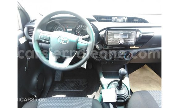 Buy Import Toyota Hilux White Car in Import - Dubai in Kailahun Buy Import Toyota Hilux White Car in Import - Dubai in Kailahun