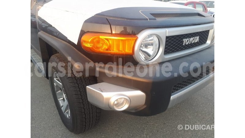 Big with watermark toyota fj cruiser kailahun import dubai 5400