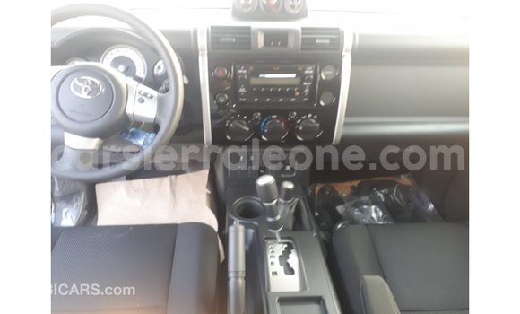 Buy Import Toyota FJ Cruiser Black Car in Import - Dubai in Kailahun Buy Import Toyota FJ Cruiser Black Car in Import - Dubai in Kailahun